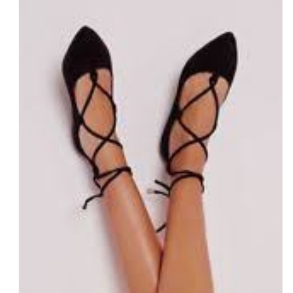 Gap lace up suede black flats